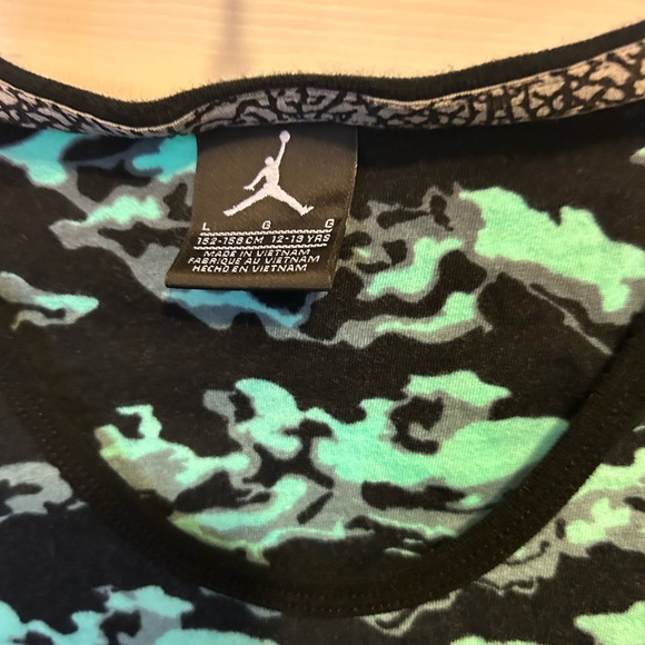 Youth NIKE☑️AIR💨JORDAN⛹🏾♂️
Cloud☁️Camo Tank Top Shirt🎽Mint Sz L (12-13) - Picture 3 of 5